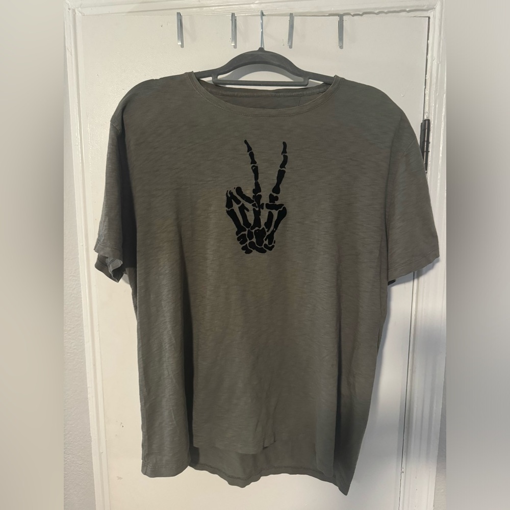 John Varvatos XL Hand Bone ☮️ Tshirt